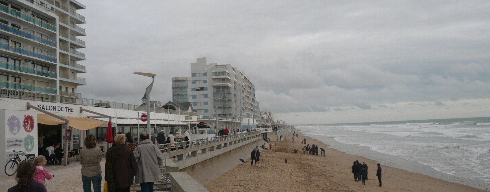 Front de mer et grande plage de Saint-Gilles-Croix-de-Vie
