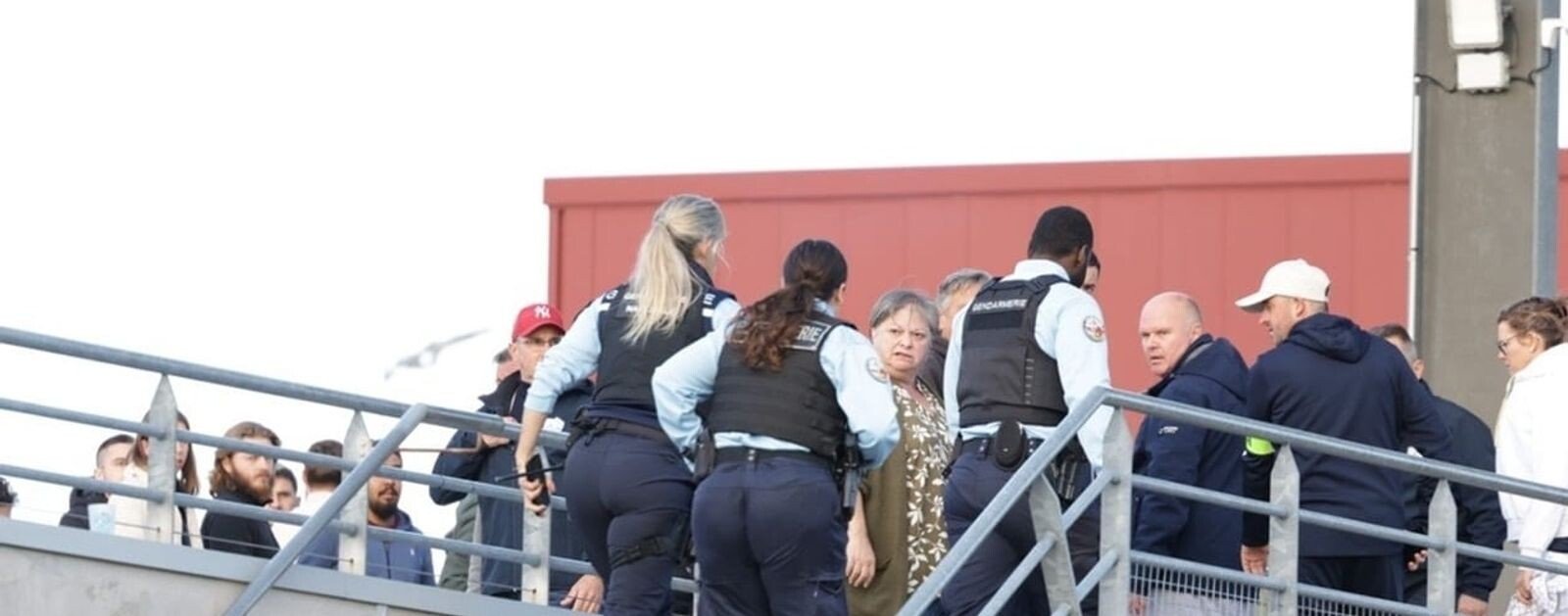 Intervention des gendarmes dans les tribunes à Vigneux-de-Bretagne, lors du match de Coupe de France du 25 octobre 2026, photo Léonard Verdu
